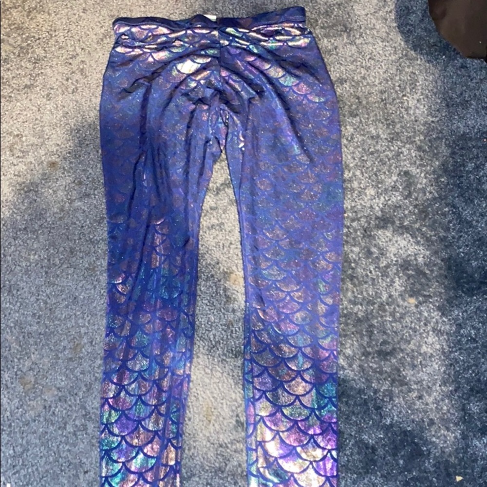 Mermaid scale leggings
